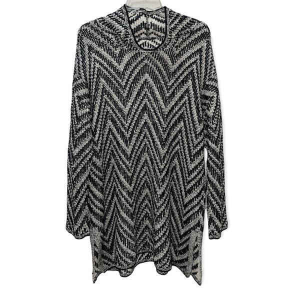 EILEEN FISHER Black and White Chevron Sweater Size M - Picture 1 of 8
